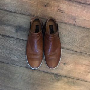 Men’s shoes